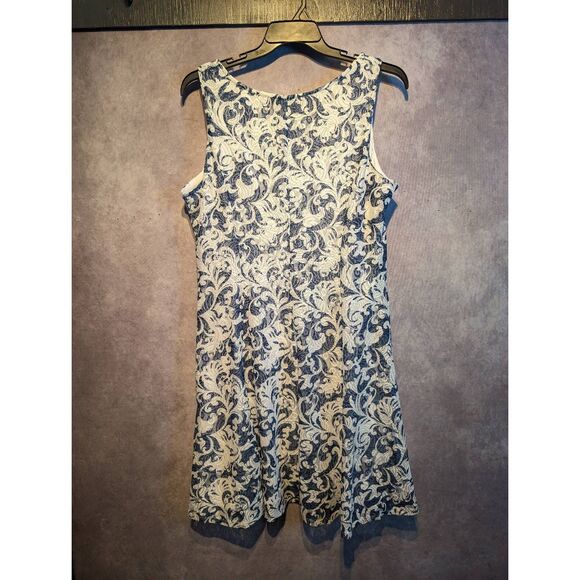 Perceptions New York fitted knee length dress XL - Picture 2 of 4